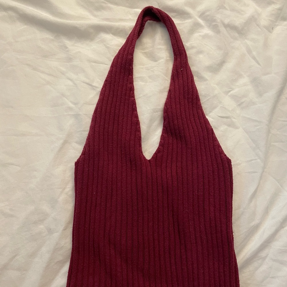 Maroon halter!